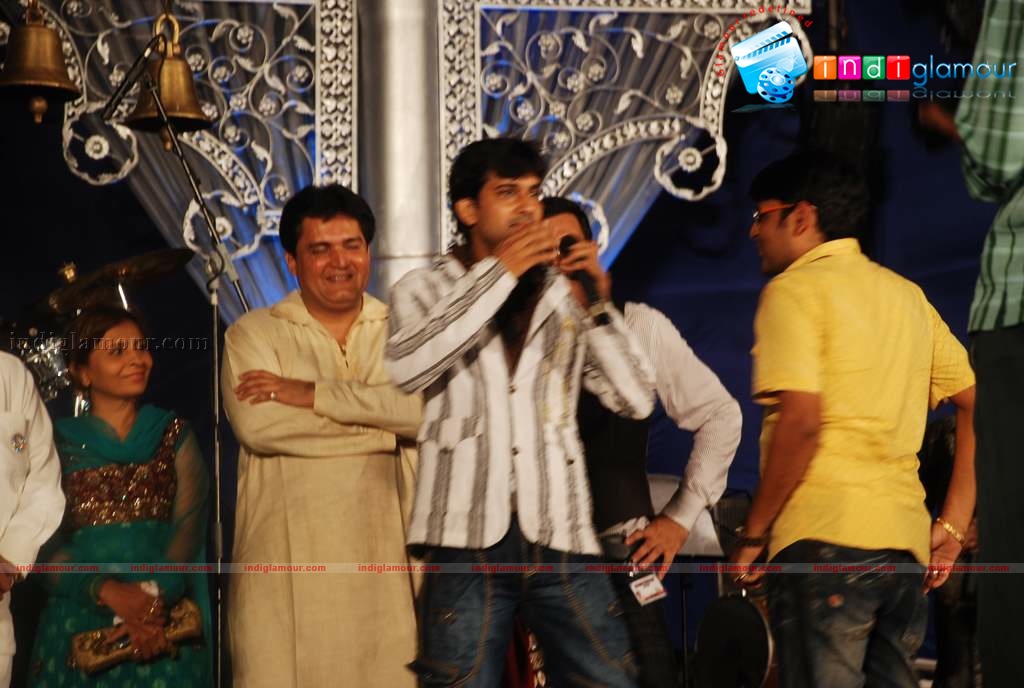 Aadesh Shrivastava Dandia Event hd photo